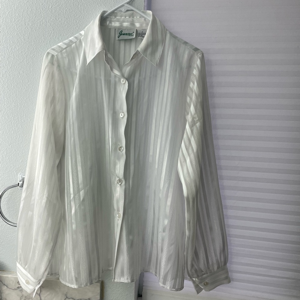 Anna Elegant White Blouse